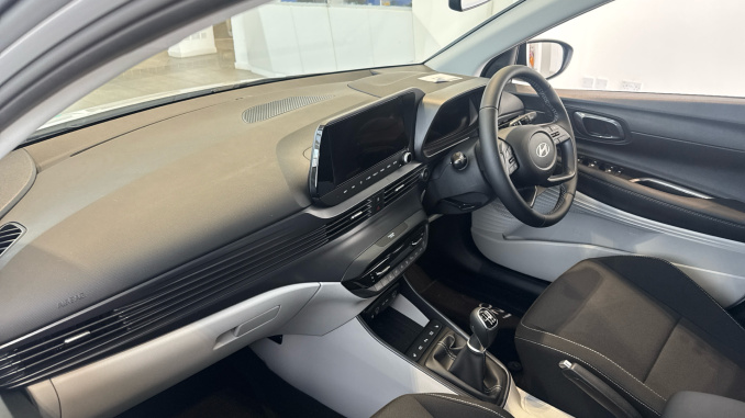 Hyundai i20 1.0T GDi 90 Tech Line 5dr Petrol Hatchback - Image 9